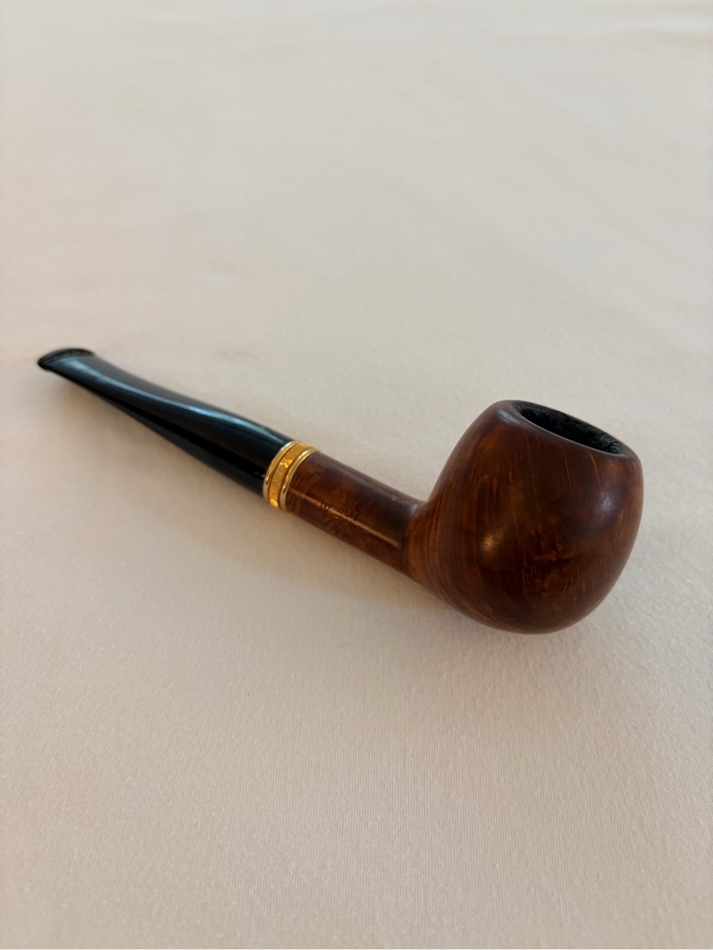 SAVINELLI Accademia 207 Smooth Italian Briar Estate Pipe – Straight Apple - Picture 2 of 9